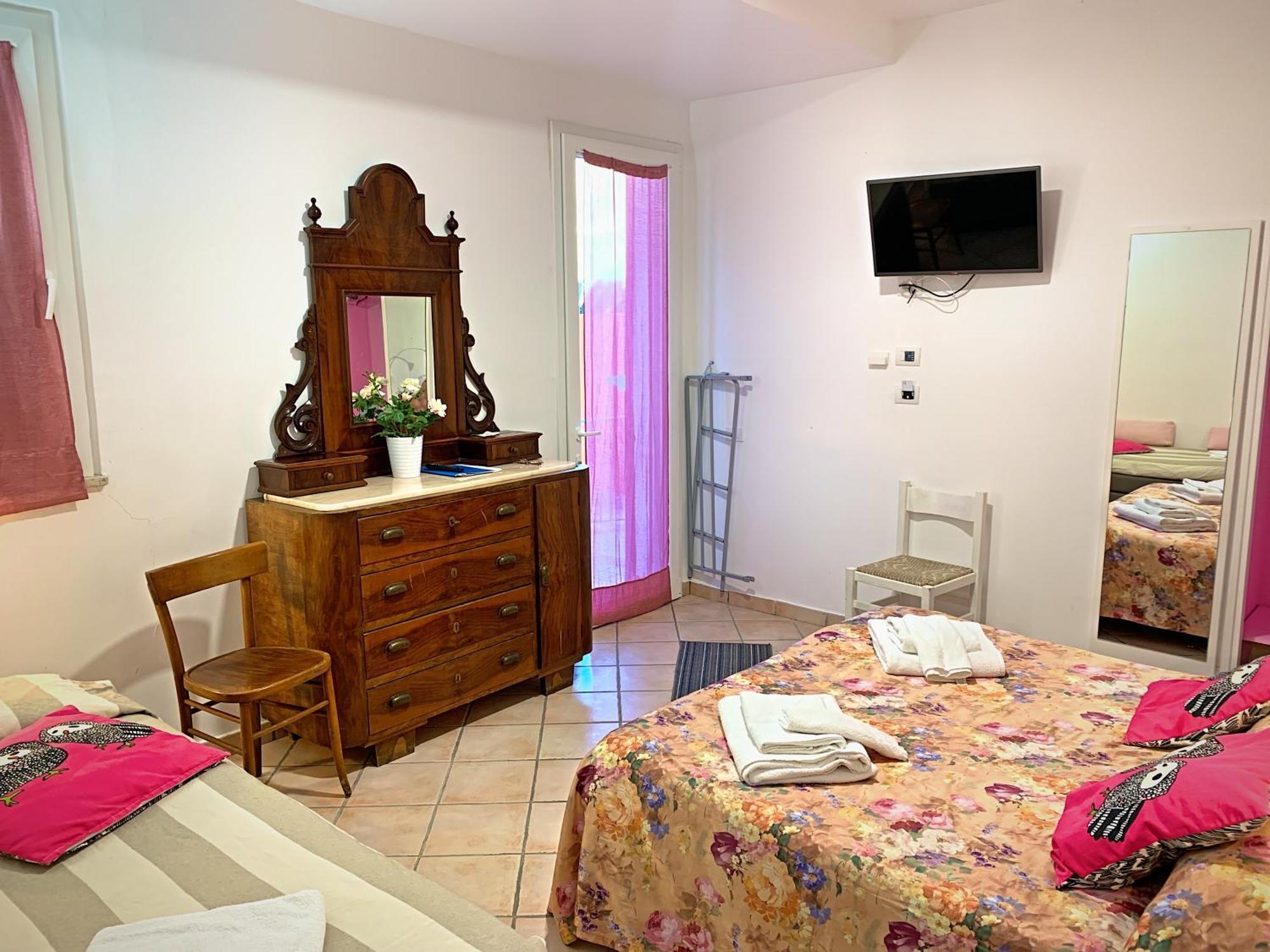 La Panoramica Country House سان بنيديتّو ديل ترونتو الغرفة الصورة